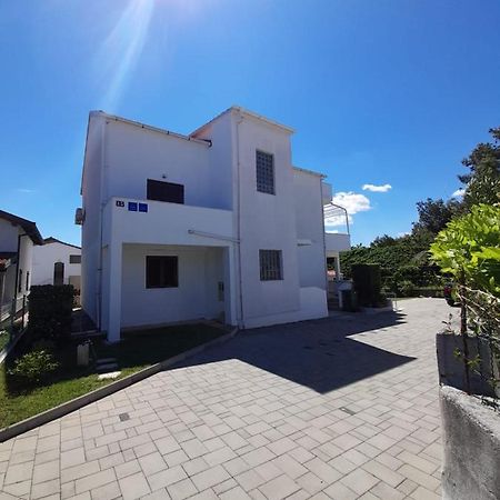 Apartment Niva Нин Экстерьер фото