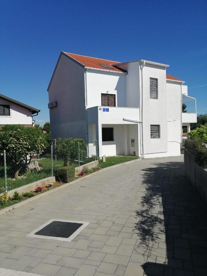 Apartment Niva Нин Экстерьер фото